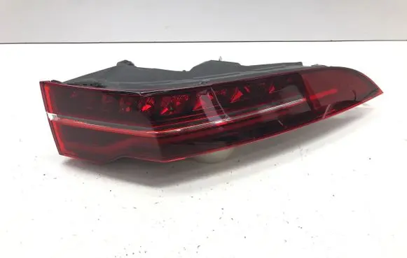 Jaguar I-Pace Rear/tail lights J9D313404CC