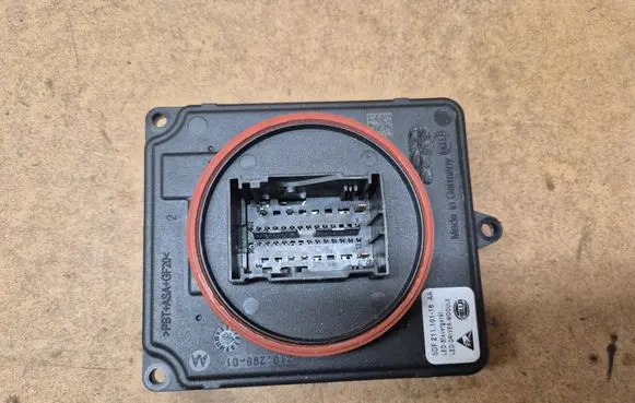 Audi Q3 F3 LED ballast control module 4K0941572CC 5df21110116 5df21110116aa