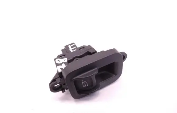Volvo V50 Electric window control switch 30773217 D78