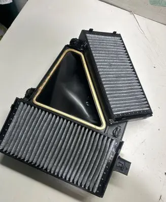 BMW X5 E70 Air filter box cover 
