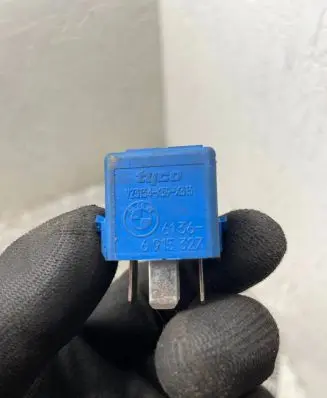BMW 7 E65 E66 Other relay 6915327 6136 V23134K59X313