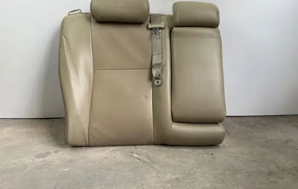 Toyota Prius (XW20) Rear seat 