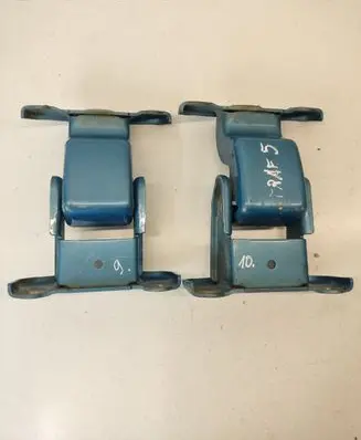 Renault Trafic II (X83) Loading door lower hinge 312304 66379