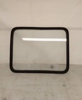 Mercedes-Benz Vario Rear side window