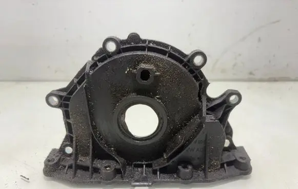 Volkswagen Golf VII other engine part 04L103151