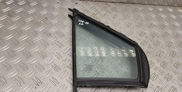 Toyota Yaris Front door vent window glass four-door 
