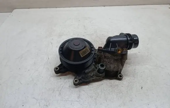 BMW 6 F12 F13 Water pump 8507326