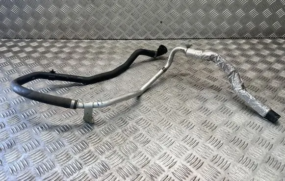 BMW 2 F45 Coolant pipe/hose 7645479 8648807