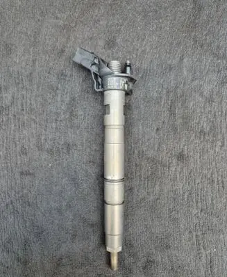 Audi A6 S6 C6 4F Fuel injector 059130277AH 059130277BD