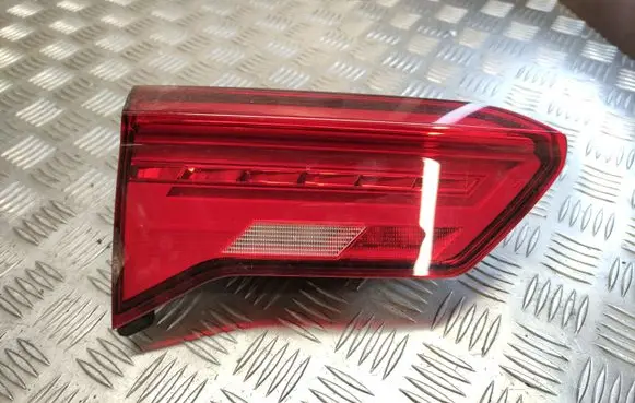 Volkswagen T-Roc Tailgate rear/tail lights 2GA945093