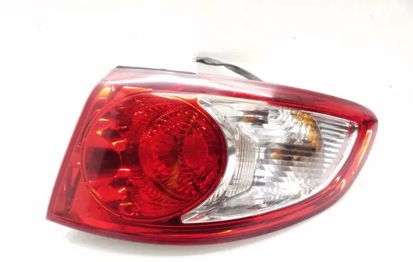 Hyundai Santa Fe Rear/tail lights 924022B000