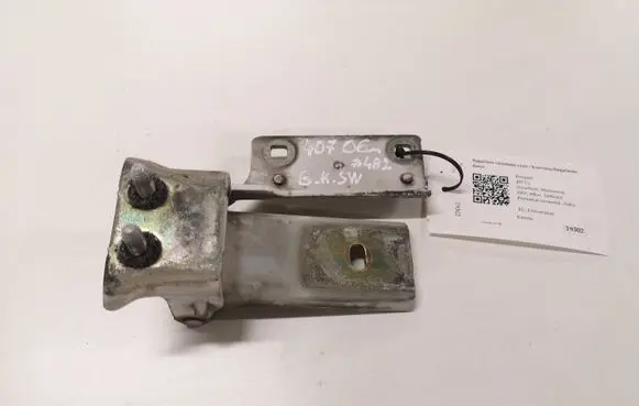 Peugeot 407 Loading door upper hinge 