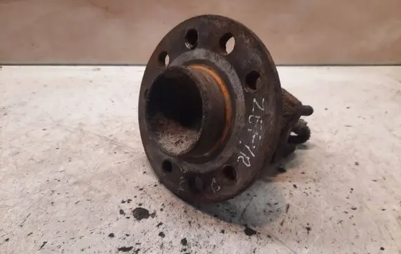 Opel Zafira A Rear wheel hub