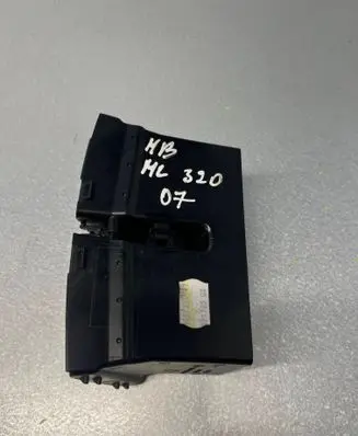 Mercedes-Benz ML W164 Climate control/heater control trim ---