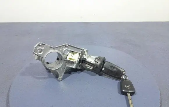 Opel Astra H Ignition lock N0501881