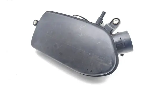 Intake resonator