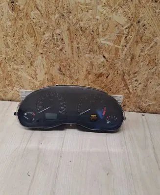 Ford Galaxy Speedometer (instrument cluster) 7M0920803A VLDF1012855
