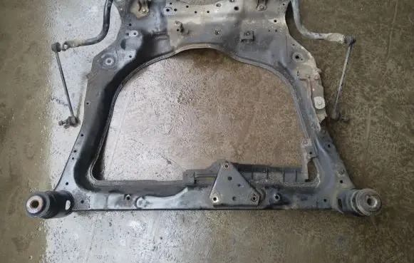 Nissan Murano Z51 Front subframe