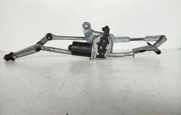 Volvo S60 Front wiper linkage and motor 404775 8648343 3437C
