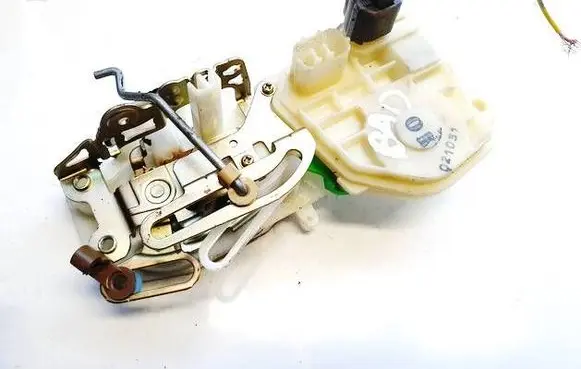 Honda CR-V Rear door lock k04dr0ck