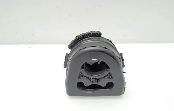 Mercedes-Benz Sprinter W907 W910 Muffler mount bracket/holder A9014920044