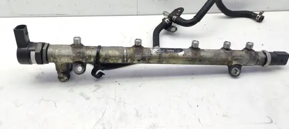 Mercedes-Benz Vito Viano W639 Fuel main line pipe A6110700395
