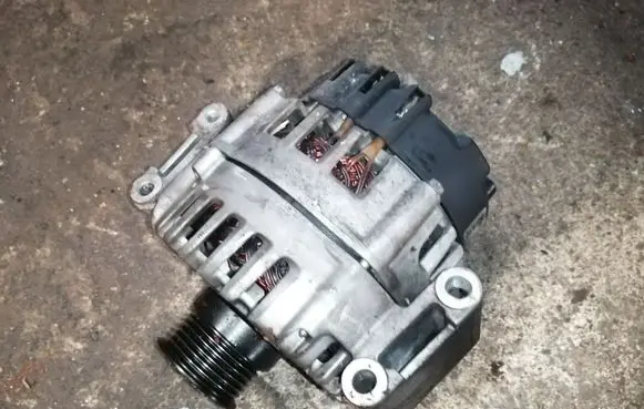 Mercedes-Benz E W212 Generator/alternator A624039A 439941
