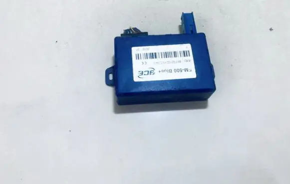 Nissan Almera Tino Antenna control unit 867521021572943 fm500