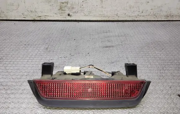 Dodge Durango Third/center stoplight