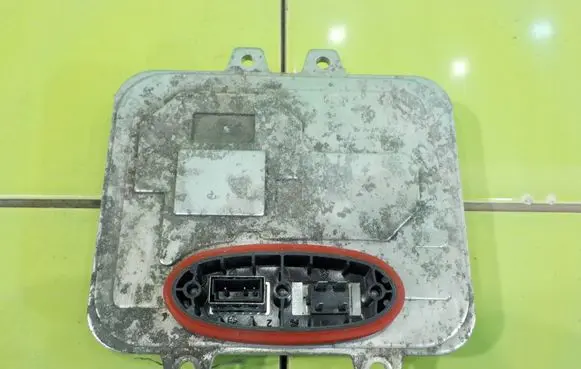 Nissan Qashqai+2 LED ballast control module 5DV00961000 16AB121