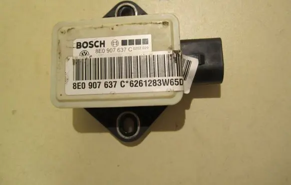 Audi A4 S4 B7 8E 8H ESP acceleration yaw rate sensor 8E0907637C