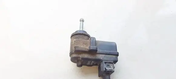 Volkswagen Golf III Headlight level adjustment motor 1h0941295f