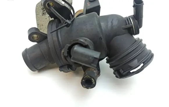 Mercedes-Benz Sprinter W906 Thermostat/thermostat housing A6512000615