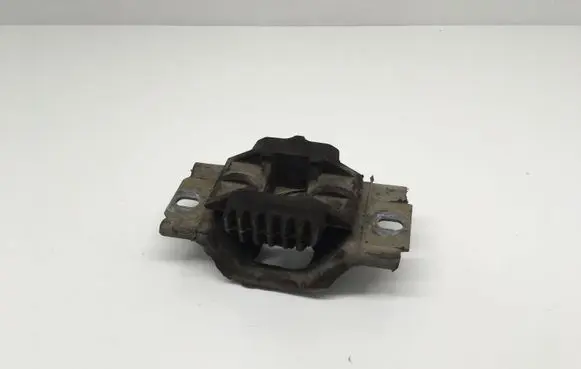 Ford Fusion Engine mount bracket 2S617M121