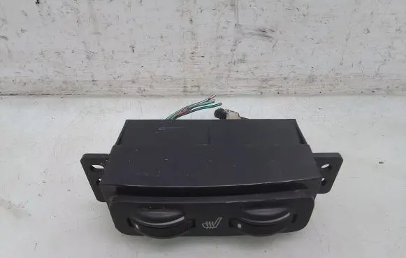 Toyota Avensis T250 Seat heating switch