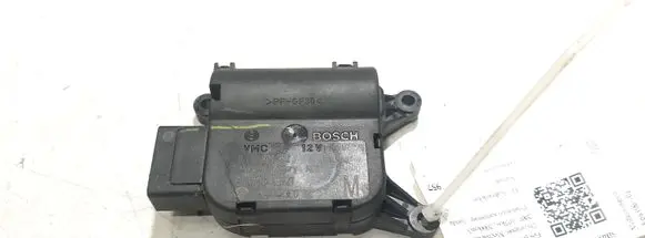 Volkswagen Eos Air flap motor/actuator 3C0907511A 0132801362
