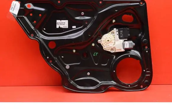 Volkswagen PASSAT CC Rear door window regulator with motor 3AA839755