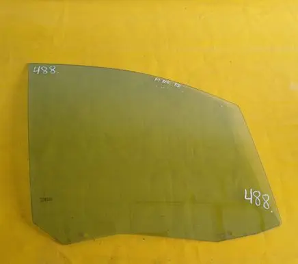Peugeot 807 Front door window glass four-door