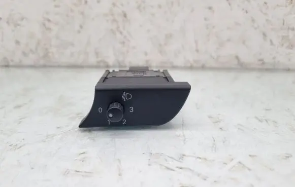 Audi A4 S4 B7 8E 8H Headlight level height control switch 8E1919094