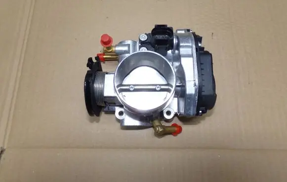 Volkswagen Golf IV Electric throttle body valve 