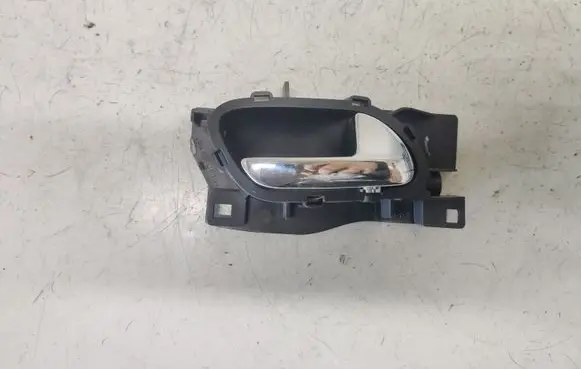 Peugeot 407 Rear door interior handle