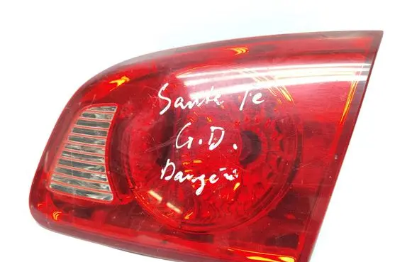 Hyundai Santa Fe Rear/tail lights 924062B000