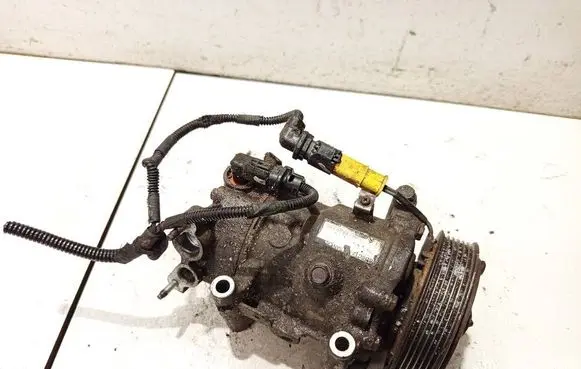 Peugeot Partner Air conditioning (A/C) compressor (pump) 967865680