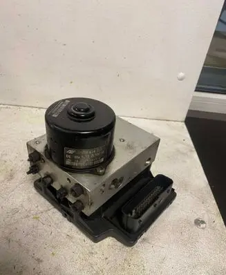 Volkswagen Sharan ABS Pump 7M3907379B 7M3614111 10094703093