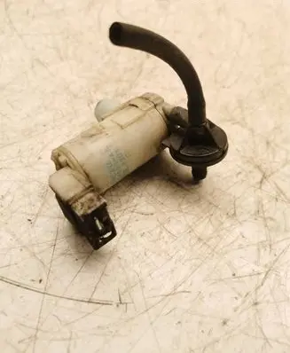 Nissan X-Trail T30 Windscreen/windshield washer pump 2224655A LMC212 JDEC083D1