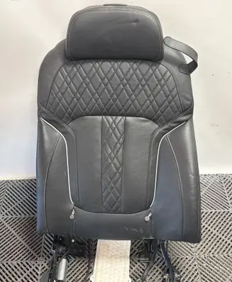 BMW 7 G11 G12 Rear seat 00011510