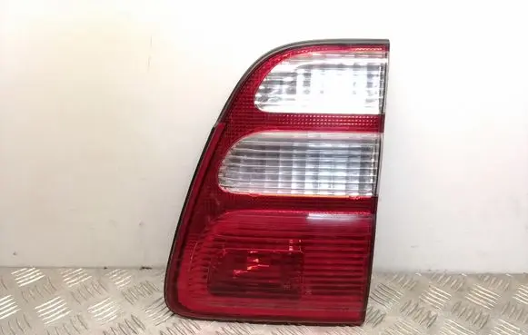 Toyota Land Cruiser (J100) Tailgate rear/tail lights