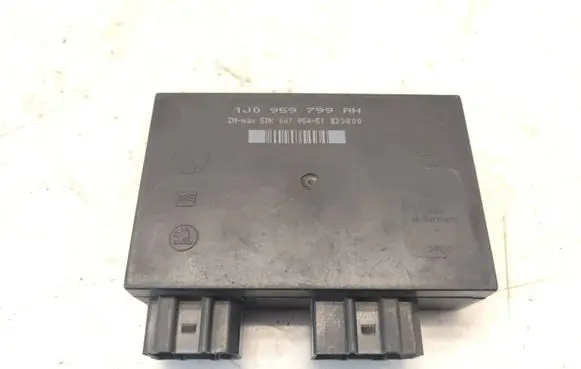 Volkswagen Golf IV Comfort/convenience module 1J0959799AH 5DK00795451