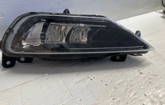 Volvo S90, V90 Front fog light 31395865