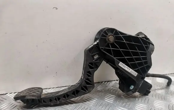 Clutch pedal